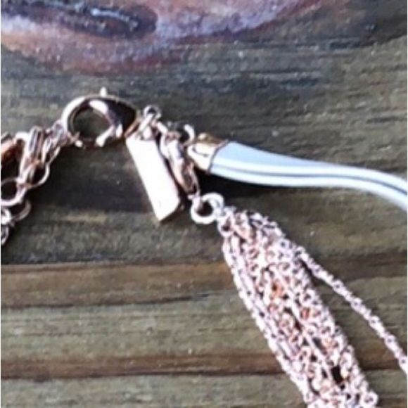 34- White House Black Market Faux Leather Rose Gold Tiered Drop Choker! NWOT - Picture 7 of 8